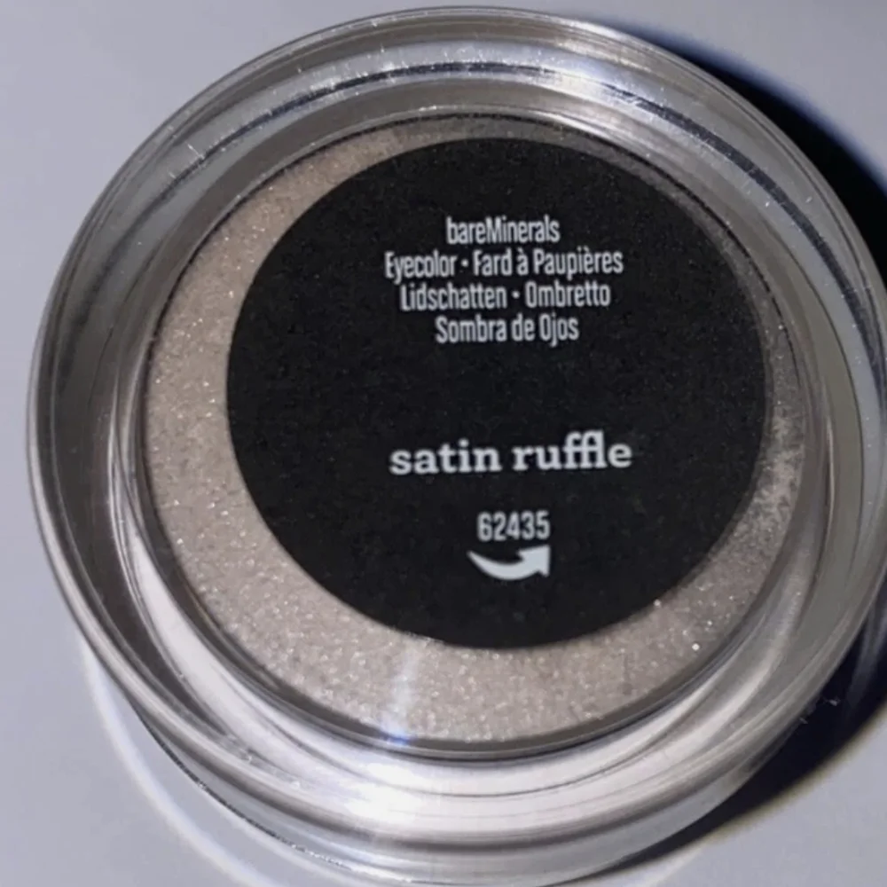 ❇️🧚‍♀️SATIN RUFFLE Bareminerals RARE DISCONTINUED EyeColor NWT